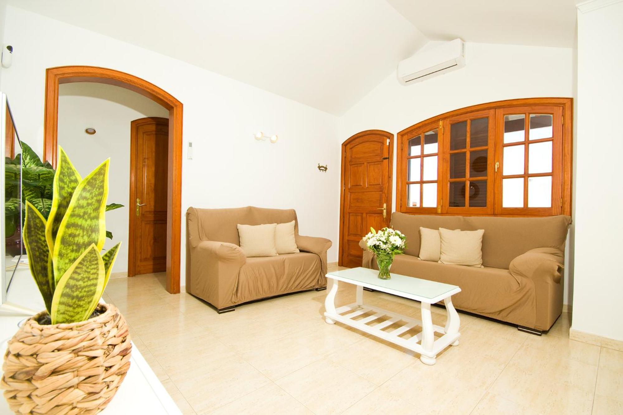 Villa El Golfo - By Az Rentals プエルト・デル・カルメン エクステリア 写真